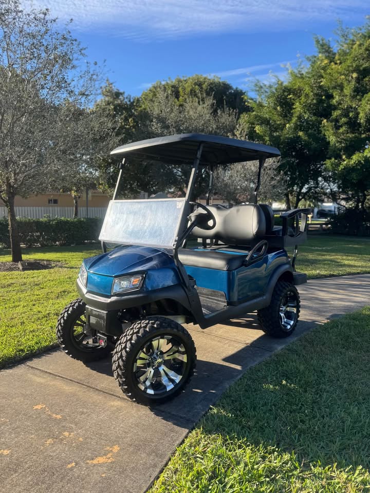 Deep Blue Club Car 2021